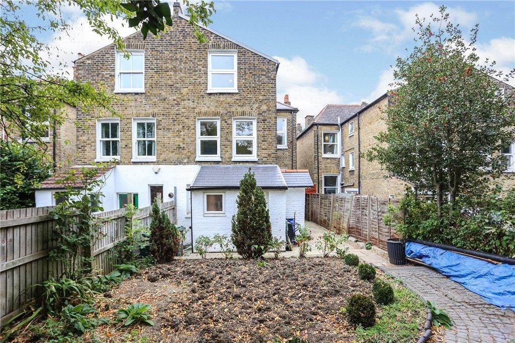 4 bedroom house for sale in Catford Hill, Catford, London, SE6