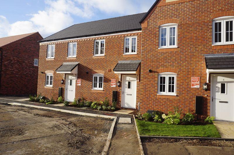 2 bedroom terraced house for sale in Trentlea Way, Sandbach, CW11