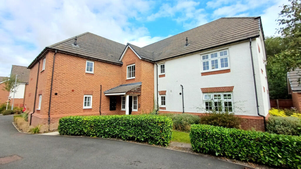 Main image of property: Heathermount, Altrincham, WA14 5ZP