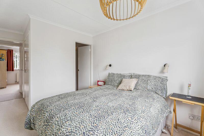 Additional property image - Wheatlock Mead, Redbourn