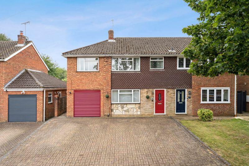Additional property image - Wheatlock Mead, Redbourn