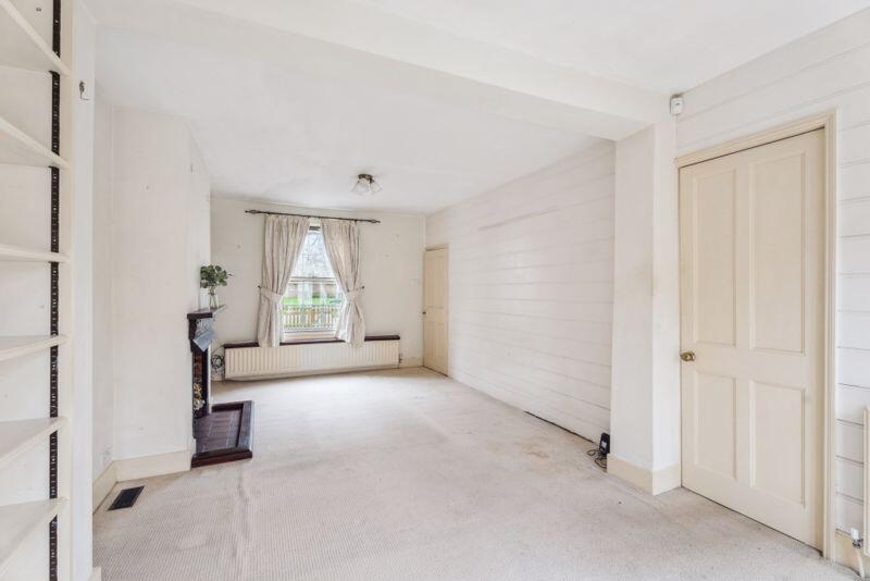 Additional property image - East Common, Redbourn
