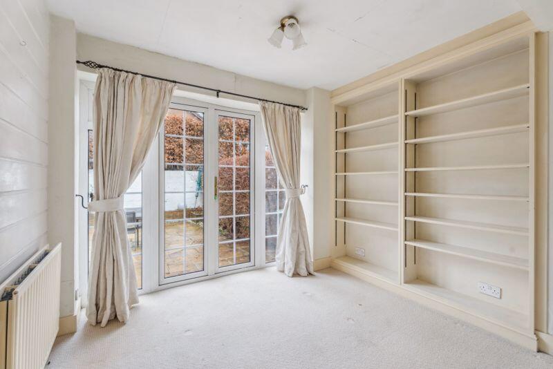 Additional property image - East Common, Redbourn