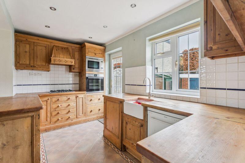 Additional property image - East Common, Redbourn