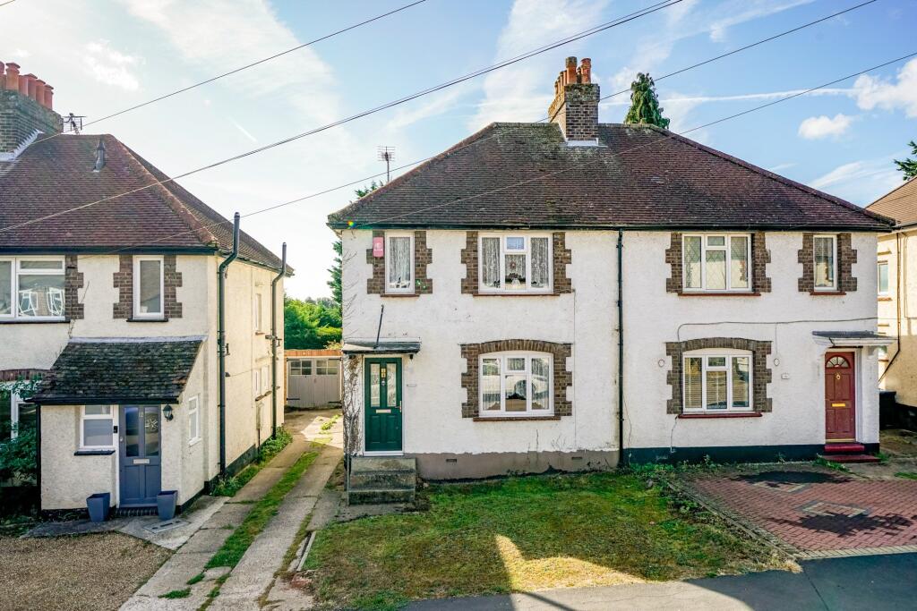 Main image of property: Cavendish Road, Markyate, AL3