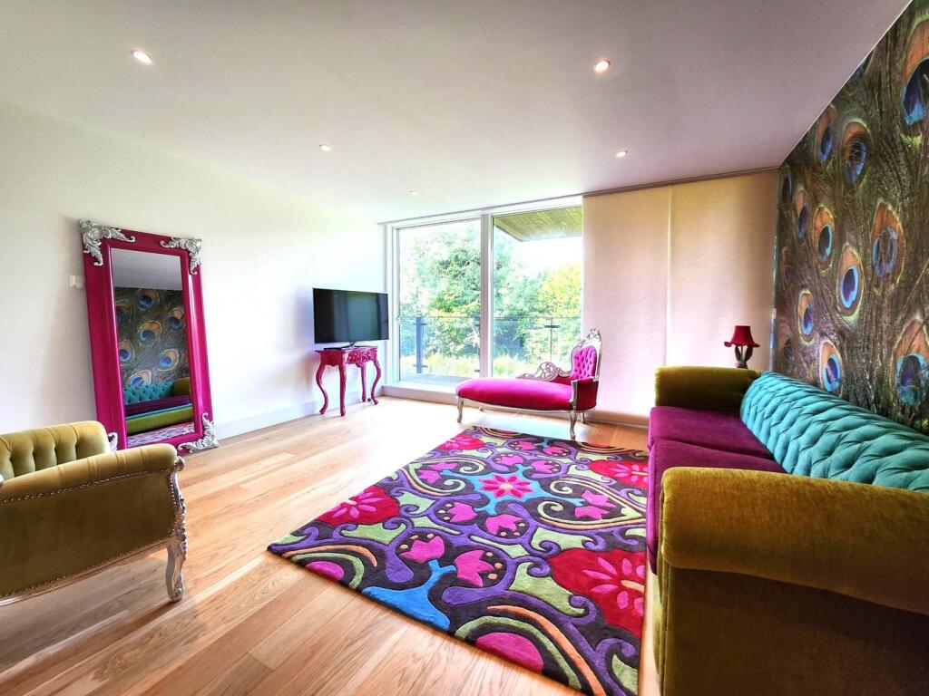 Additional property image - Kingfisher Way, Cambridge, Cambridge, CB2