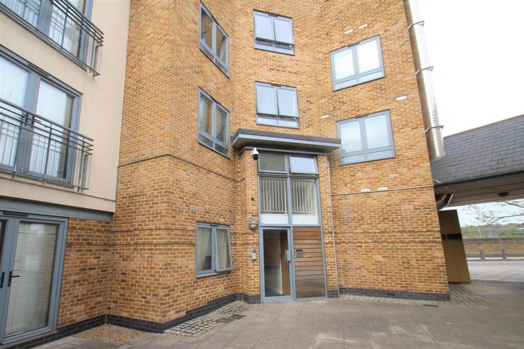 Main image of property: Ballantyne Drive, Colchester, CO2 8GL
