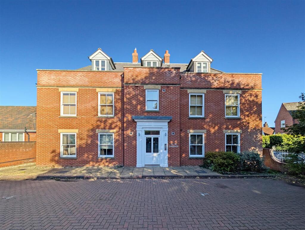 Main image of property: Eaglegate, Colchester
