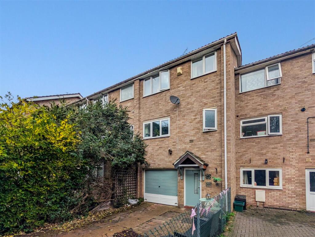 Main image of property: Mersea Road, Colchester