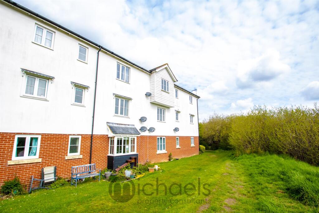 Main image of property: Iona Walk, Rowhedge, Colchester, CO5 7JD