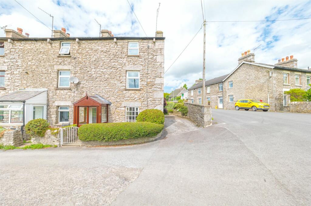 3 bedroom end of terrace house for sale in Holme Mills Cottages, Holme