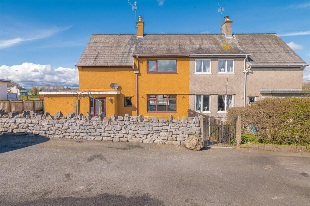 3 bedroom semidetached house for sale in Drovers Way, Burton, Carnforth, LA6