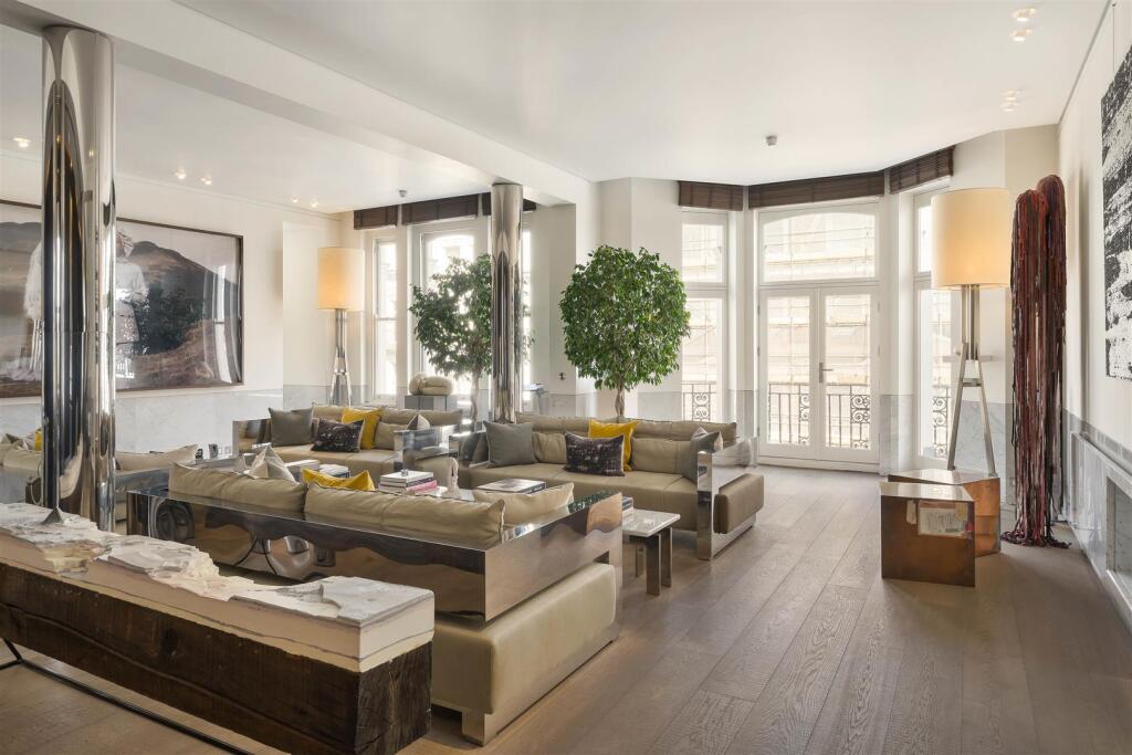 Main image of property: De Vere Gardens W8