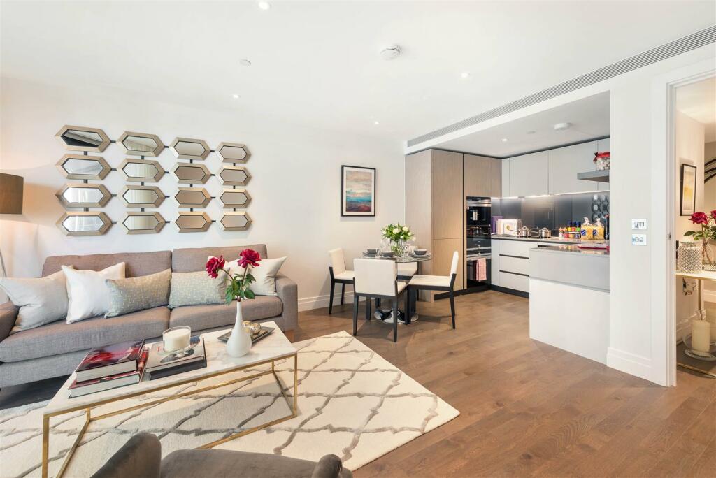 2 bedroom apartment for rent in Riverlight Quay SW11
