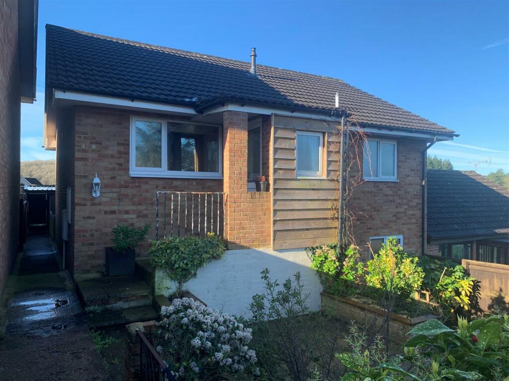 4 bedroom detached house for sale in Kibbles Lane, Cinderford, GL14