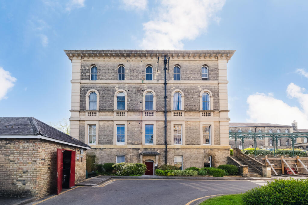 Main image of property: Shooters Hill Road, London, SE18