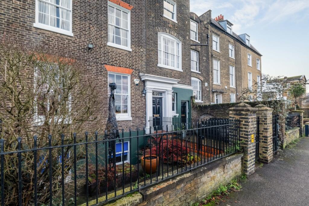 Main image of property: Eliot Place London SE3