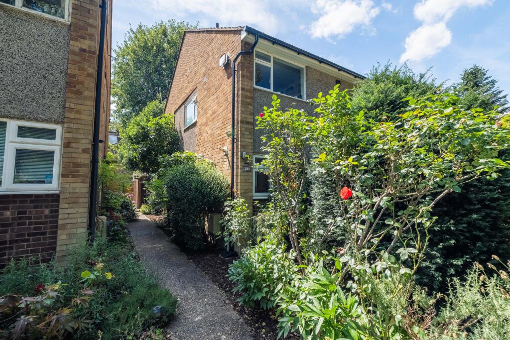 Main image of property: Haynes Close, London, SE3