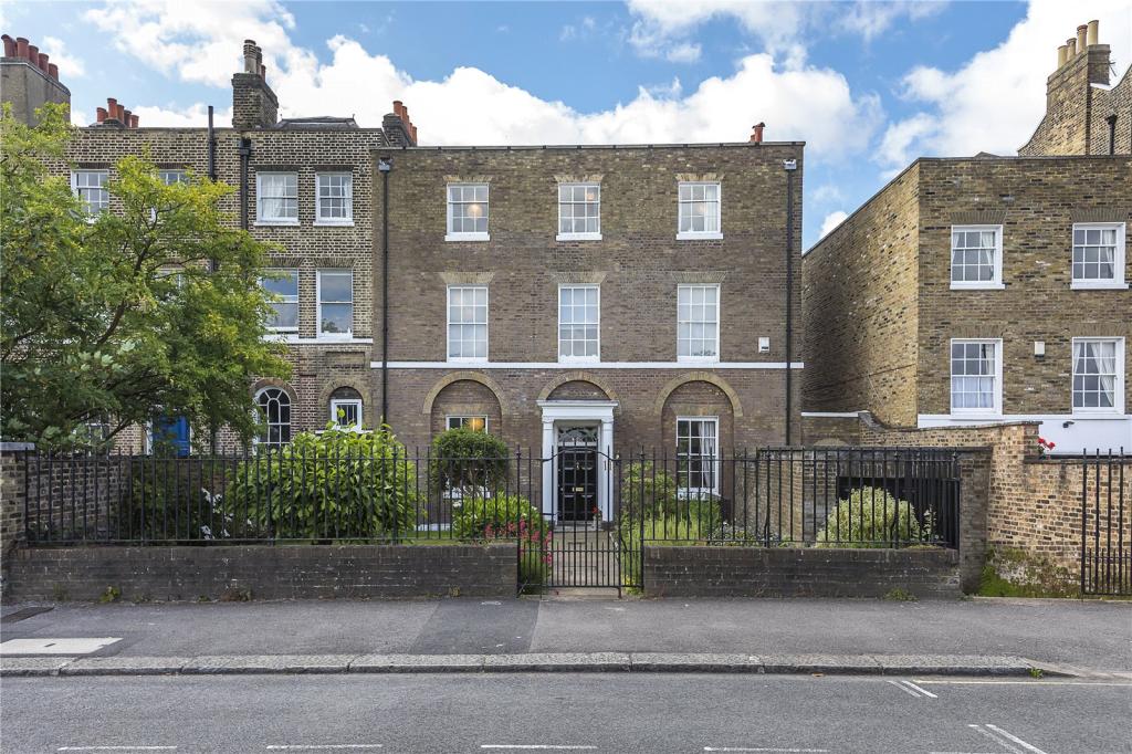 5 bedroom house for sale in Eliot Place, London, SE3