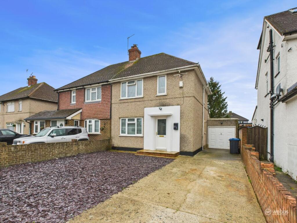 Main image of property: Montacute Road, New Addington, Croydon