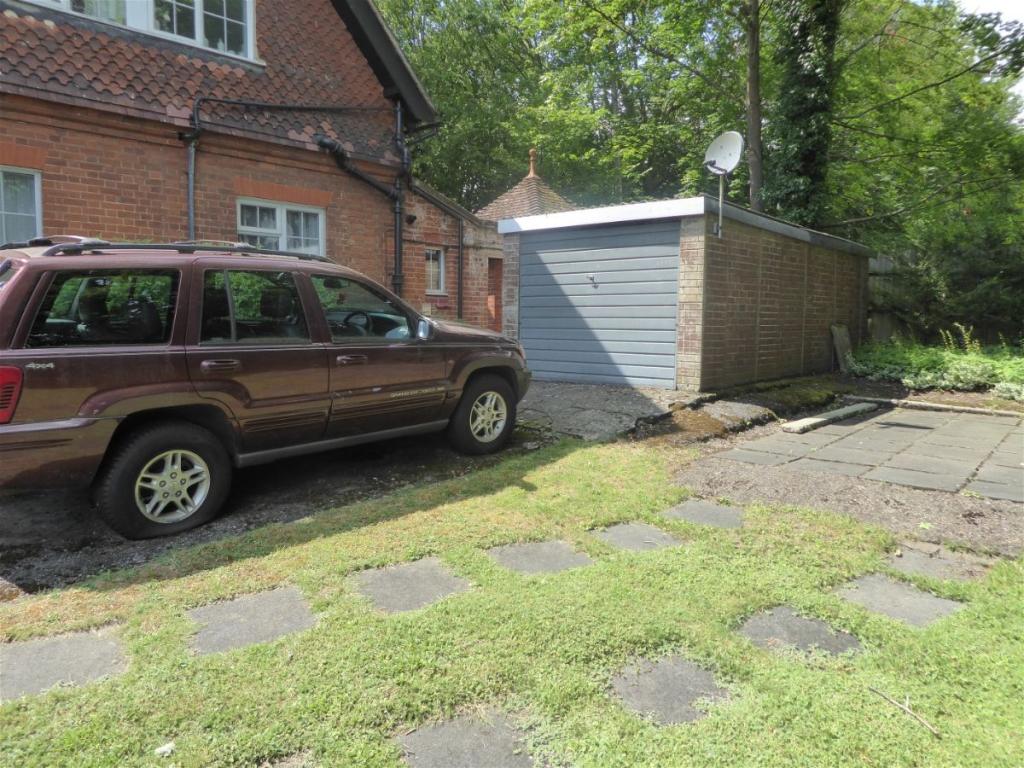 3 bedroom detached house for sale in Waterworks Cottages, Featherbed