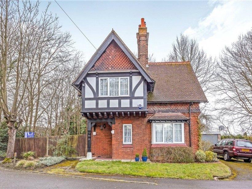 3 bedroom detached house for sale in Waterworks Cottages, Featherbed