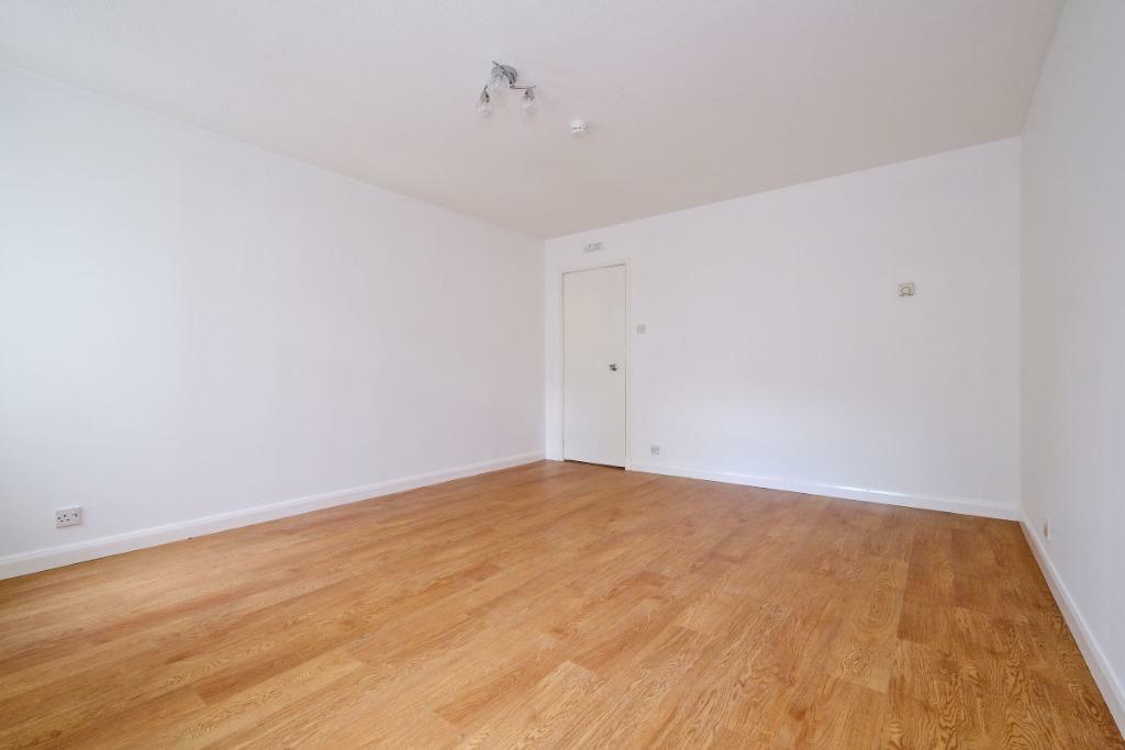 Additional property image - Claremont Gardens, City Centre, Aberdeen, AB10