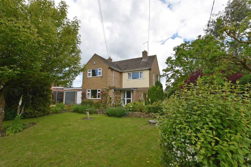 3 bedroom detached house for sale in Main Road, Uffington, Stamford, PE9