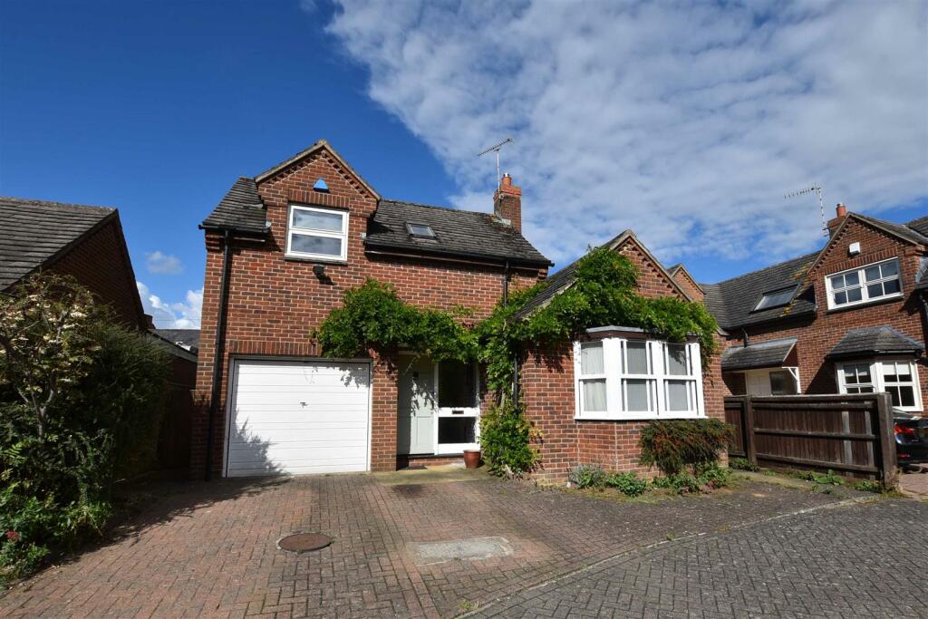 Main image of property: Alwyne Close, Oakham