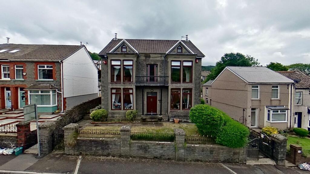 Main image of property: 15 St. Albans Road, Treherbert, Treorchy, CF42 5DD