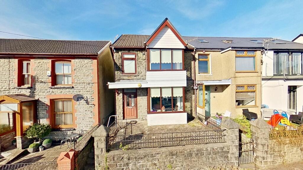 Main image of property: 33 Bodringallt Terrace, Ystrad, Pentre, Mid Glamorgan, CF41 7QE