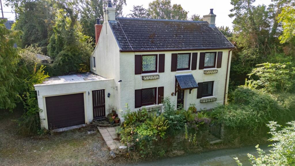 Main image of property: Greenwood Cottage, Reynalton, Kilgetty, Dyfed, SA68 0PE