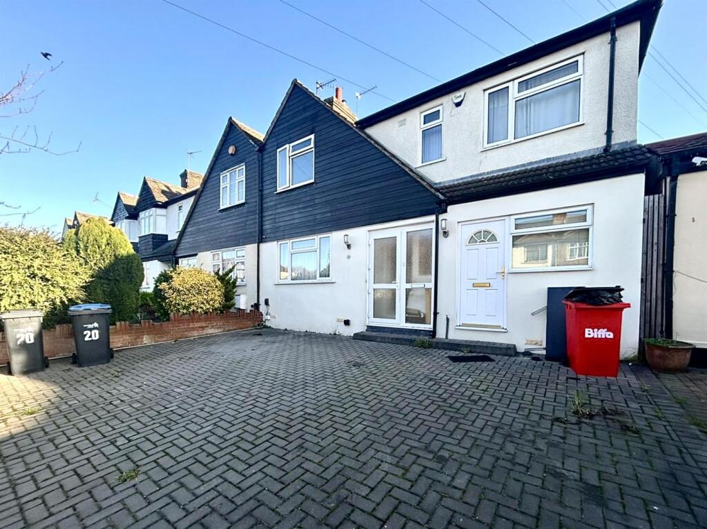 Main image of property: Princes Avenue, Enfield