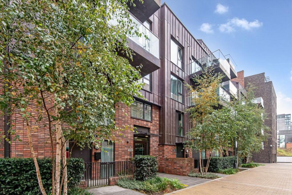 Main image of property: Montford Place, Stratford