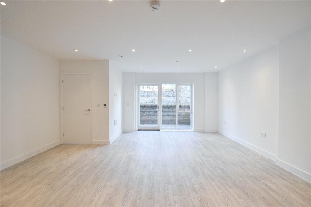 Additional property image - Bragg Way, Cambridge, CB5