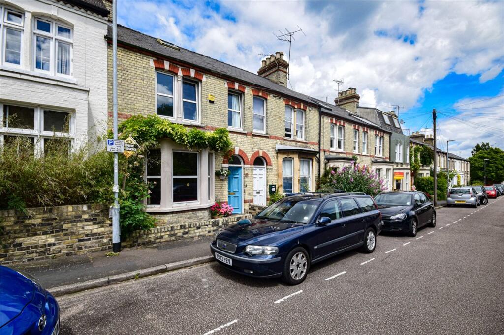 Main image of property: Carlyle Road, Cambridge, CB4