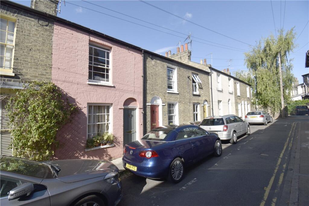 Main image of property: Albert Street, Cambridge, CB4