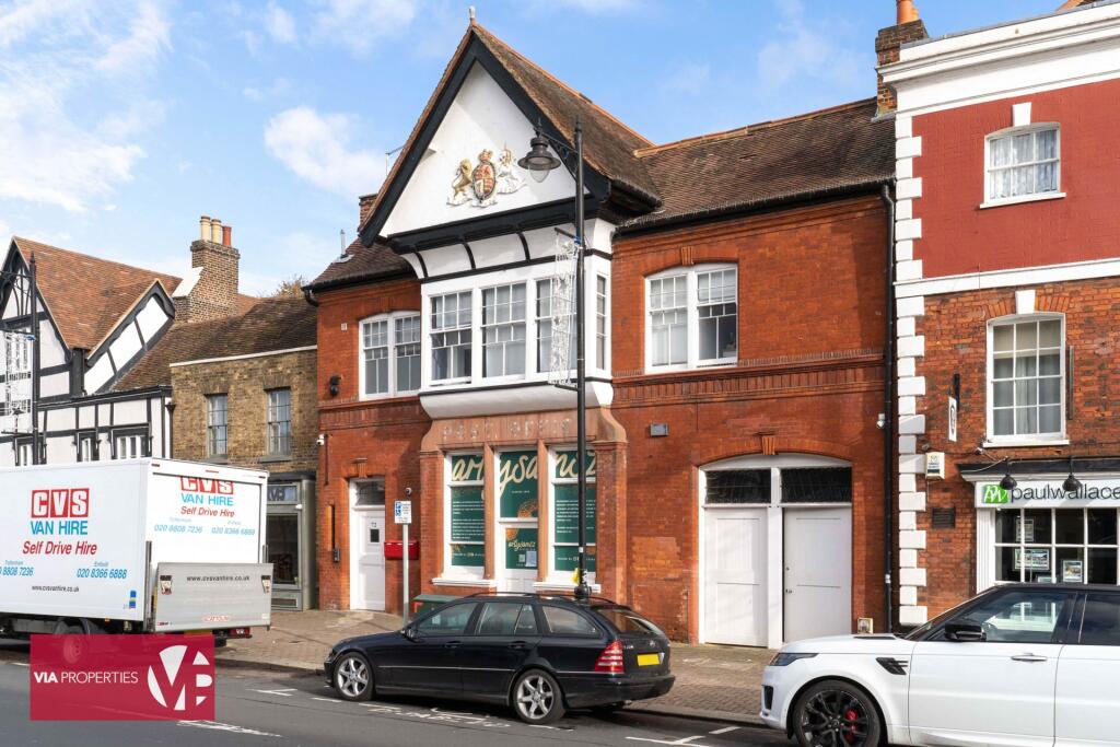 1 bedroom apartment for sale in High Street, Hoddesdon, EN11