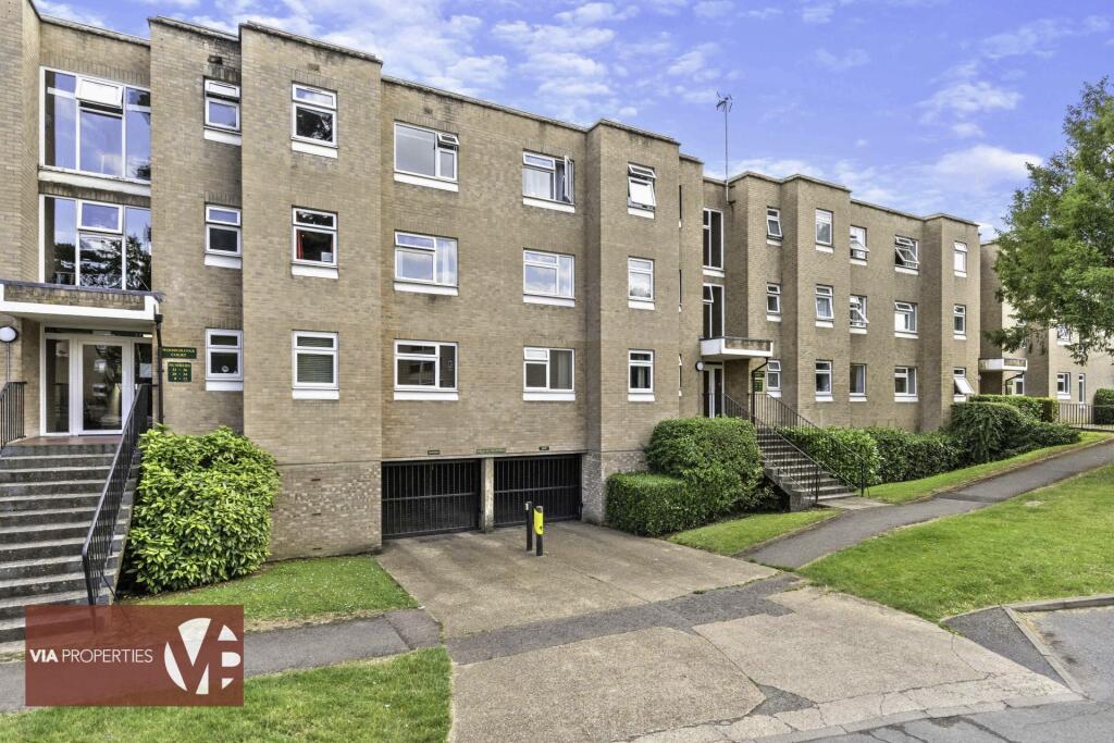 2 bedroom apartment for rent in Woodgrange Court, Rawdon Drive