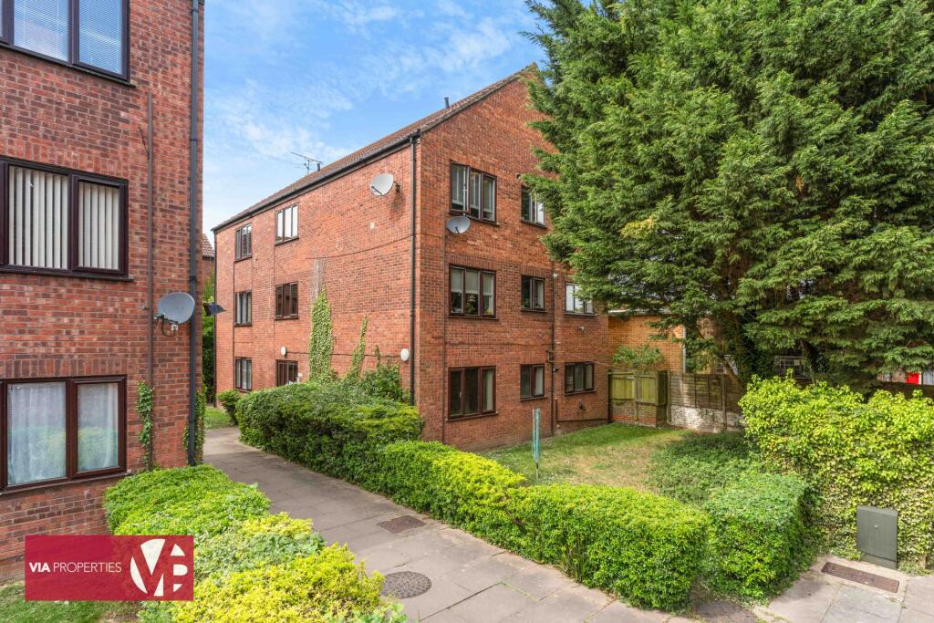 Main image of property: Silverfield, Broxbourne, EN10