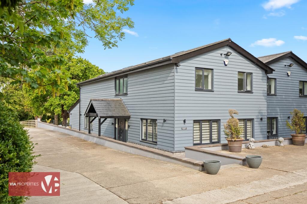 Main image of property: Middle Street, Nazeing, EN9