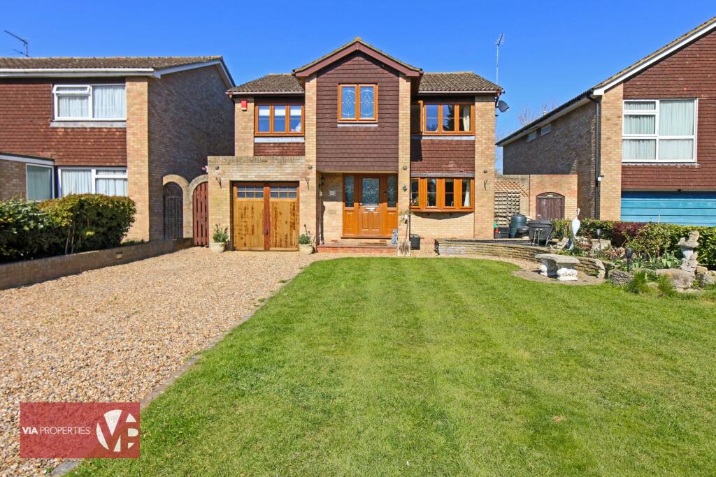 Main image of property: Greenbank, Cheshunt, EN8