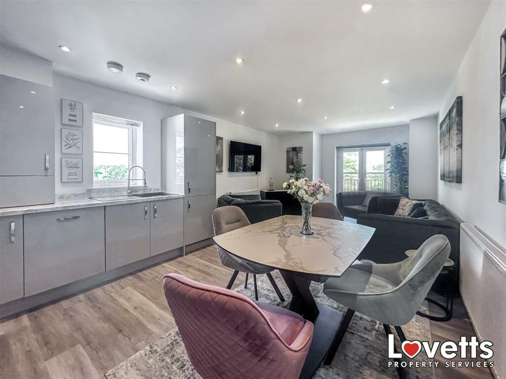 Additional property image - Hundreds House, Linksfield Road, Westgate-On-Sea