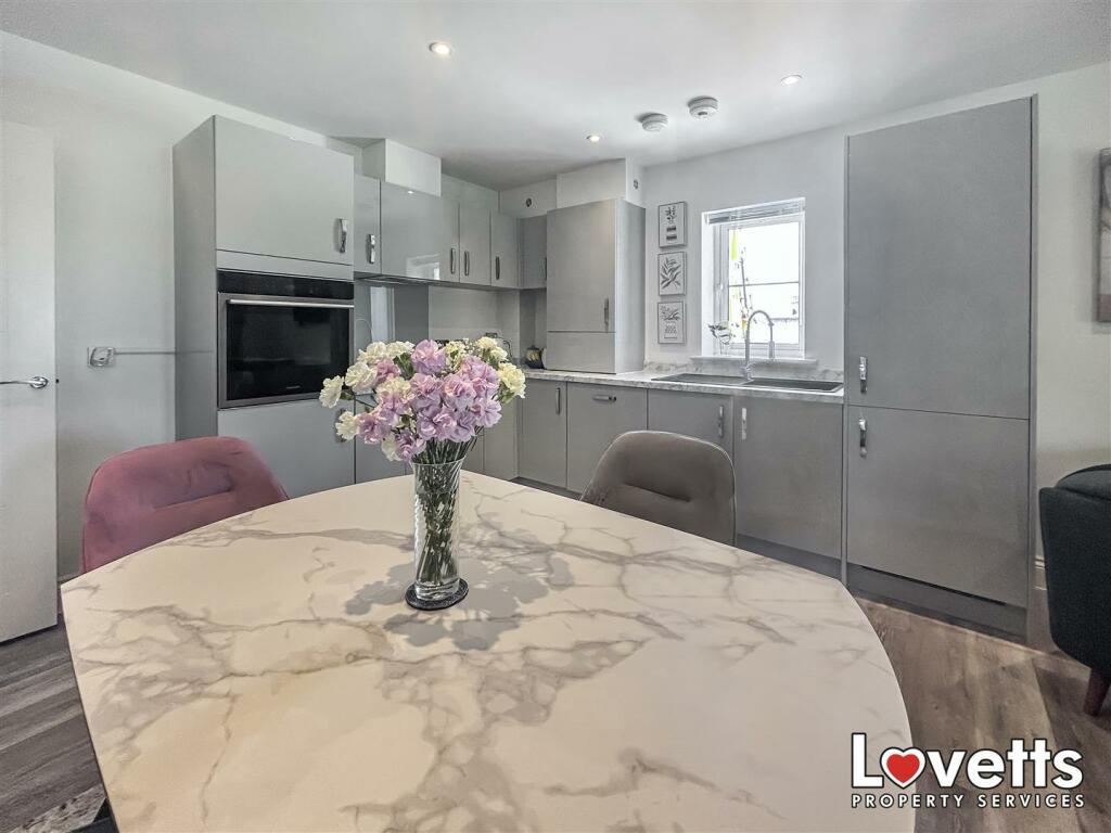 Additional property image - Hundreds House, Linksfield Road, Westgate-On-Sea