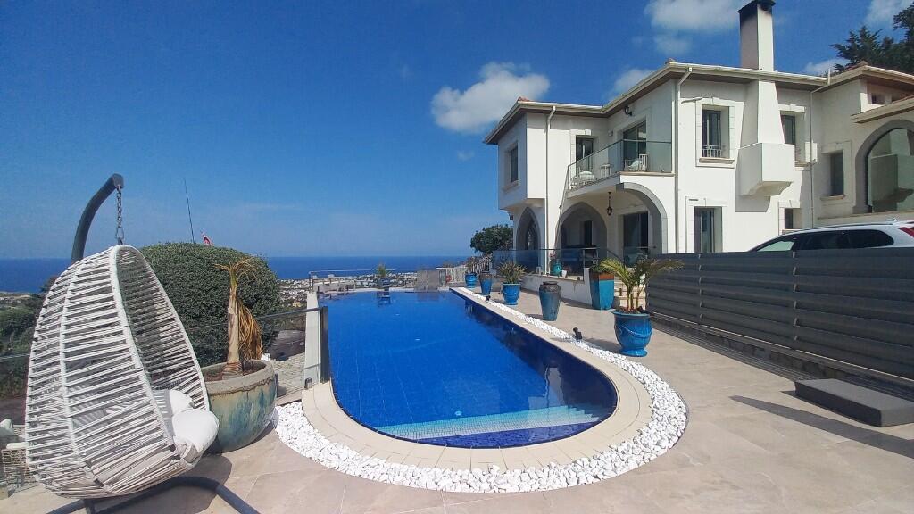 Main image of property: Karsiyaka, Girne