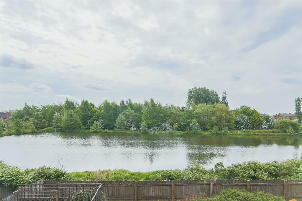 1 bedroom apartment for sale in Reed Close, Farnworth, BL4