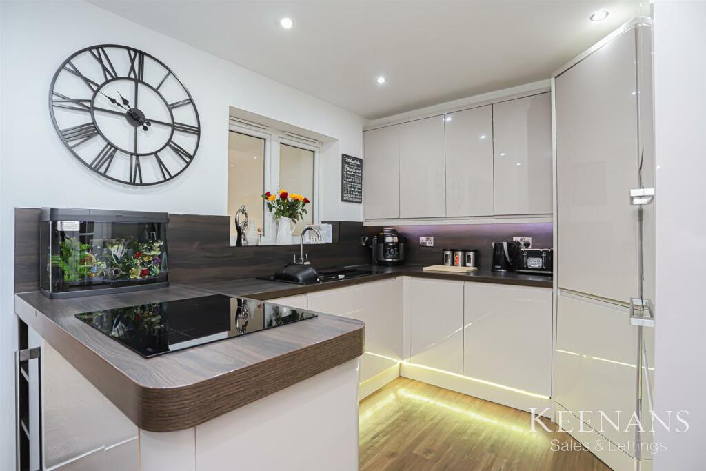 3 bedroom end of terrace house for sale in Landau Drive, Worsley, M28