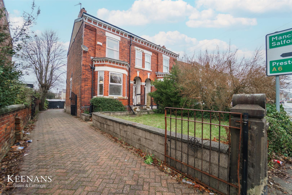 Main image of property: Worsley Road, Swinton, Manchester