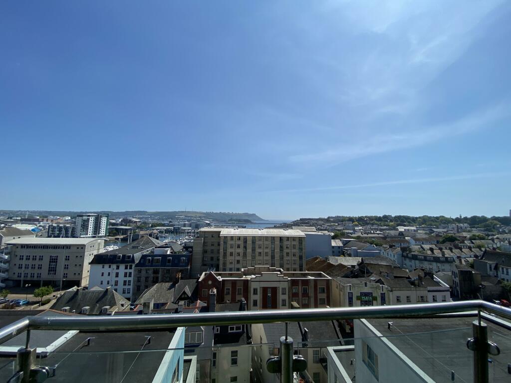 2 bedroom penthouse for rent in Moon Street, PLYMOUTH, PL4