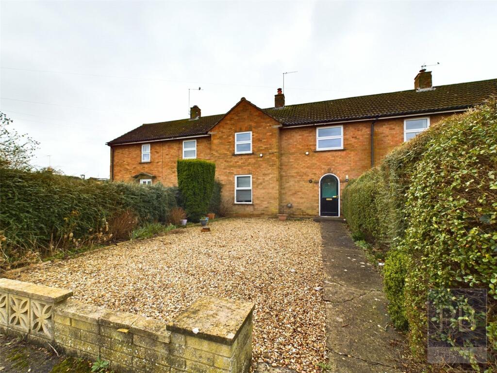 3 bedroom terraced house for sale in Oldfield, Tewkesbury